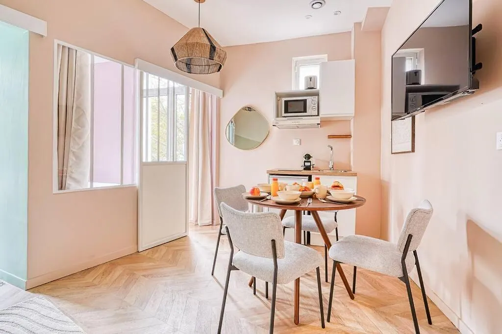 Apartment Proche Parc Monceau #arcdetriomphe-ii Paris